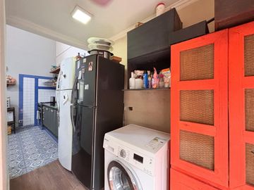 CASA EN VENTA EN LA REJA CON PILETA Y PARQUE