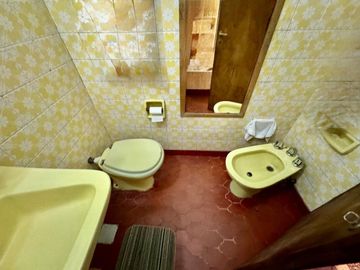 PERMUTA O VENTA CASA DPTO LOCAL JARDIN GARAG HAEDO