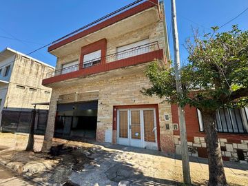 PERMUTA O VENTA CASA DPTO LOCAL JARDIN GARAG HAEDO