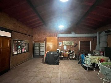 VENTA CASA 3 AMB BANCO PROVINCIA MORENO APT CREDIT