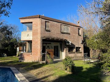 CASA 5 AMB VENTA CLUB PRIVADO LOMA VERDE