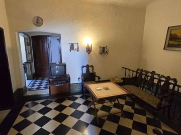 VENTA CASA 5 AMBIENTES 360M2 CUB VILLA DEL PARQUE