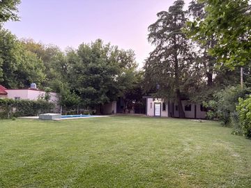 VENTA CASA QUINTA BARRIO PELUFFO CAÑUELAS