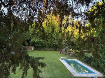 VENTA CASA QUINTA BARRIO PELUFFO CAÑUELAS