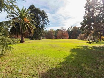 Venta casa en El Barranco Country Club, Pilar.