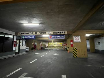 VENTA COCHERA SAN LORENZO 1032