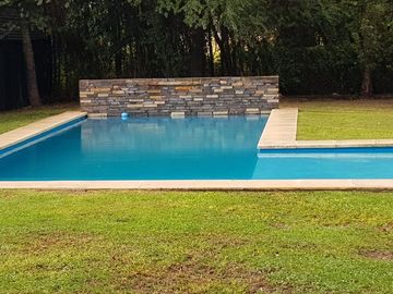 CASA EN VENTA 1 DORMITORIO FISHERTON