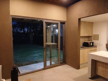 CASA EN VENTA 1 DORMITORIO FISHERTON