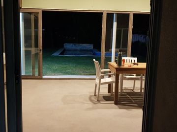 CASA EN VENTA 1 DORMITORIO FISHERTON