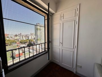 VENTA DEPTO. DUPLEX AMUEBLADO 4 AMB C/BALCON