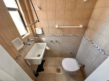 VENTA DEPTO. DUPLEX AMUEBLADO 4 AMB C/BALCON
