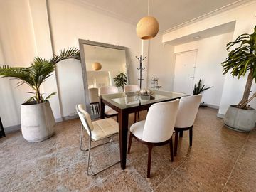 VENTA DEPTO. DUPLEX AMUEBLADO 4 AMB C/BALCON
