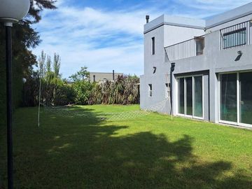 VENTA CASA BARRIO SAN MATIAS AREA 5 C/PILETA 5 AMB