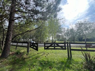 Venta lote arbolado Haras el Malacate