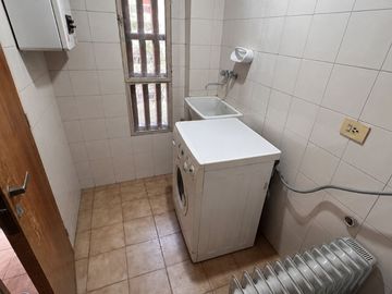 Vendo Depto 3 dorm con Balcón y Cochera en Nva Cba