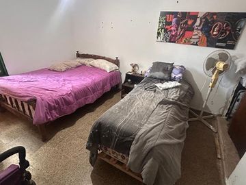 CASA A RECICLAR EN RESIDENCIAL  VELEZ SARFIELD