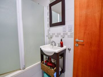 DEPARTAMENTO VENTA LA PLATA 1 DORMITORIO COCHERA