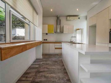 CASA DE 4 AMBIENTES EN FINCAS DE SAN VICENTE