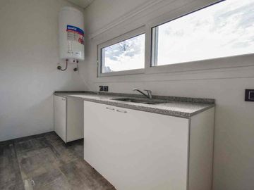 CASA DE 4 AMBIENTES EN FINCAS DE SAN VICENTE