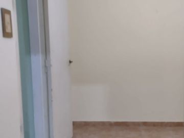 CASA EN VENTA IDEAL PARA 2 FLIAS, SUIPACHA AL 2900