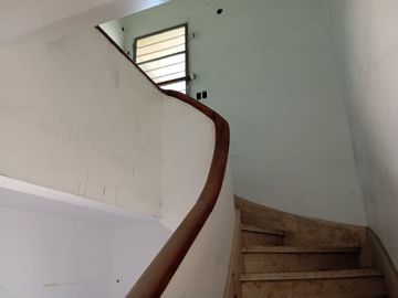 Local Lote c/vivienda Lomas sobre Yrigoyen 8900