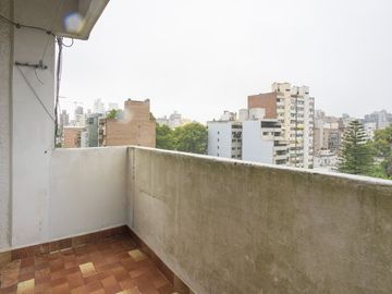 VENTA DPTO DOS DORMITORIOS + COMODÍN RECICLADO
