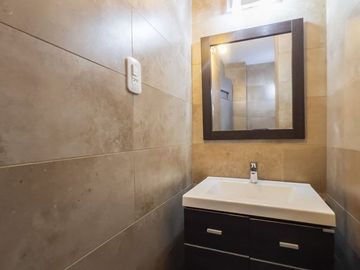 VENTA DPTO DOS DORMITORIOS + COMODÍN RECICLADO