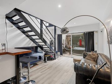 VENTA DUPLEX DOS AMBIENTES EN PALERMO CON PATIO