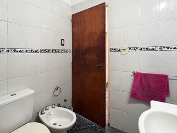 PH de un dormitorio con local comercial