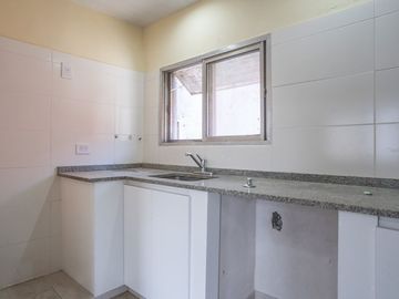 VENTA PH 2 DORMITORIOS QUINCHO PATIO RECICLADO