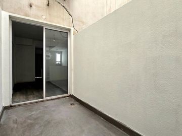 DEPTO 2 AMB CON 2 PATIOS - PARQUE CHACABUCO