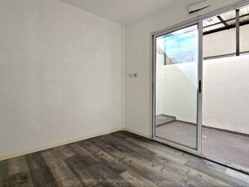 DEPTO 2 AMB CON 2 PATIOS - PARQUE CHACABUCO