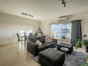 Excelente departamento 2 ambientes con balcon