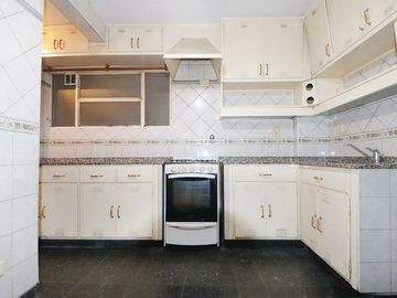 VENTA DEPARTAMENTO 4 amb. balcón Parque Chacabuco
