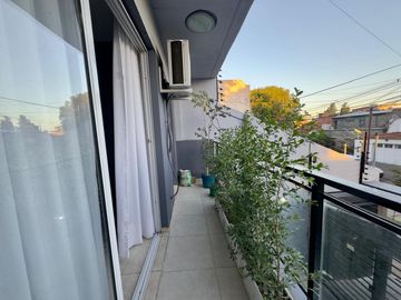 VENTA DEPTO 2 AMB BALCÓN VILLA BOSCH PERMUTA