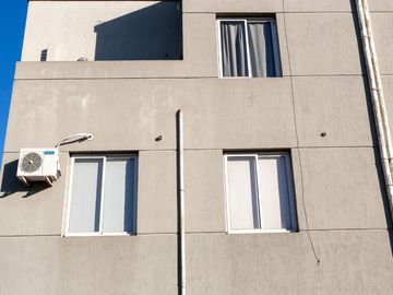 VENTA DPTO 3 AMB EN CASTELAR C/COCHERA