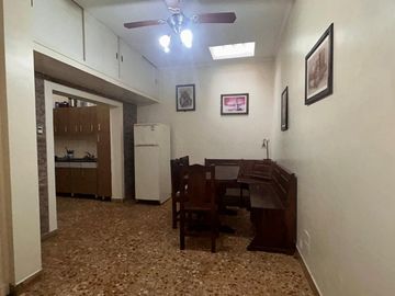 VENTA CASA 5 AMB COCHERA/PATIO/TERRAZA Z/BARRACAS.