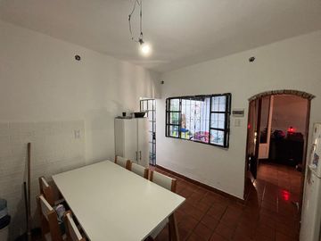 VENTA CASA 4 AMB VILLA BOSCH COCHERA PATIO PERMUTA