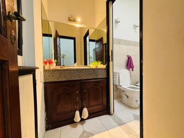 VENTA CASA 4 AMB VILLA BOSCH COCHERA PATIO PERMUTA