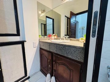 VENTA CASA 4 AMB VILLA BOSCH COCHERA PATIO PERMUTA