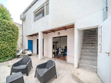 VENTA PH 5 AMB PATIO V. URQUIZA PERMUTA