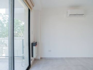VENTA DE DEPARTAMENTO DOS AMBIENTES CON PARRILLA