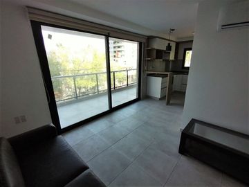 VENTA DE DEPARTAMENTO DOS AMBIENTES CON PARRILLA