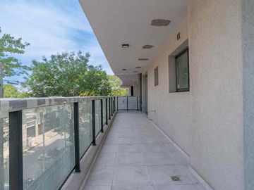 VENTA DE DEPARTAMENTO DOS AMBIENTES CON PARRILLA