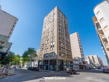 VENTA PISO CENTRICO 100% RENOVADO