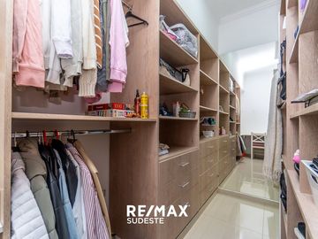 VENTA PROPIEDAD PREMIUN PALOS VERDES 3 DORMITORIOS