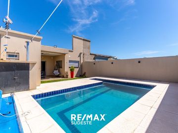 VENTA PROPIEDAD PREMIUN PALOS VERDES 3 DORMITORIOS