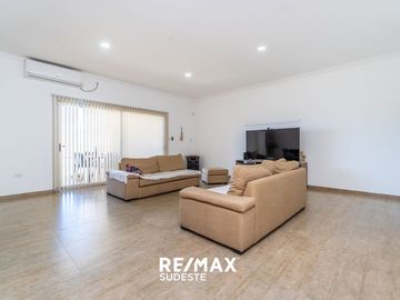 VENTA PROPIEDAD PREMIUN PALOS VERDES 3 DORMITORIOS