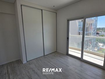 VENTA SEMIPISO A ESTRENAR 3 DORM 19 DE MAYO 571
