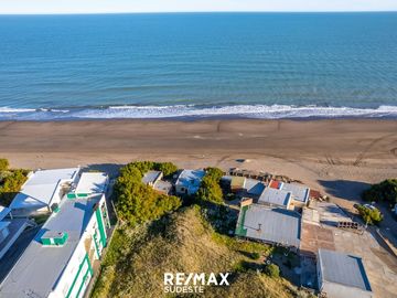 VENTA  EN BLOQUE 6 LOTES FRENTE AL MAR MAS CONTRUC